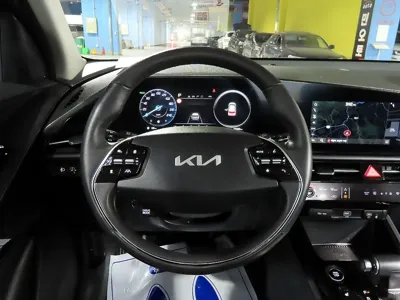 Kia Niro 2022, 39572 км, за 14592.84 USD - фото 9