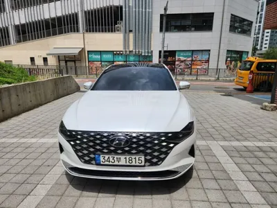 Hyundai Grandeur 2022, 52000 км, за 18851.97 USD