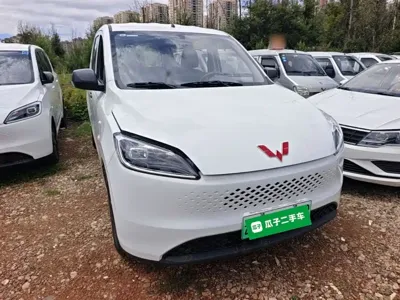 Wuling Hongguang EV 2026, 100 км, за 7470.27 USD
