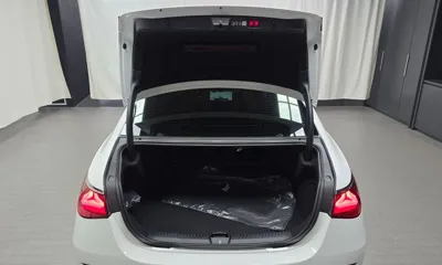 Mercedes-Benz E-Class 2026, 6810 км, за 42602.07 USD - фото 30
