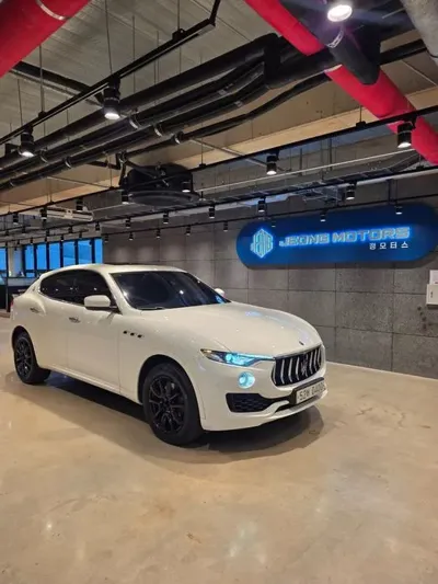Maserati Levante 2017, 140000 км, за 16518 USD