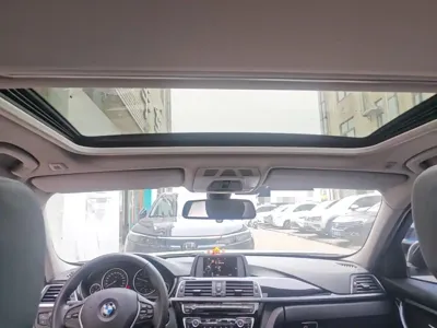 BMW 3 Series 2016, 104700 км, за 9005.12 USD - фото 18