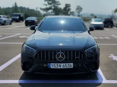 Mercedes-Benz E-Class · 2022 год