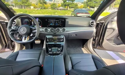 Mercedes-Benz E-Class 2022, 23907 км, за 45784.29 USD - фото 9