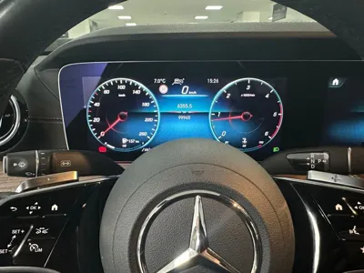 Mercedes-Benz E-Class 2022, 99965 км, за 25768.08 USD - фото 8