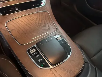 Mercedes-Benz E-Class 2022, 99965 км, за 25768.08 USD - фото 13