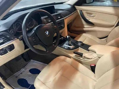BMW 3-Series · 2015 год