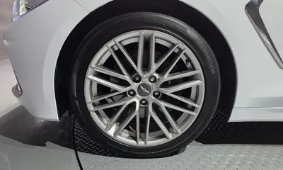 Genesis G70 2019, 78464 км, за 14983.72 USD