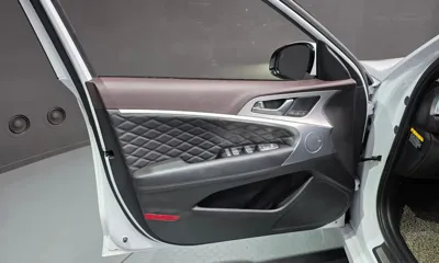 Genesis G70 2019, 78464 км, за 14983.72 USD - фото 24