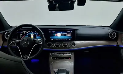 Mercedes-Benz E-Class 2022, 23885 км, за 30279.34 USD - фото 7