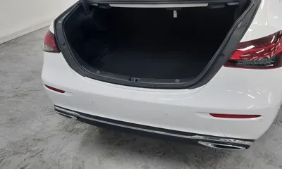 Mercedes-Benz E-Class 2022, 23885 км, за 30279.34 USD - фото 11