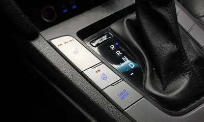 Hyundai Avante 2016, 126960 км, за 4233.95 USD - фото 18