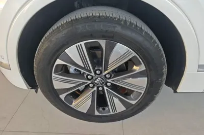 Buick E5