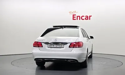 Mercedes-Benz E-Class 2014, 129028 км, за 7548.9 USD