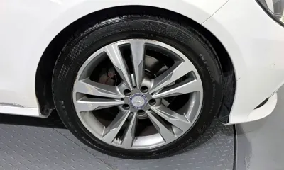 Mercedes-Benz E-Class 2014, 129028 км, за 7548.9 USD