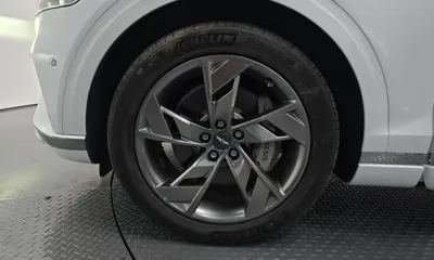 Genesis GV70 2022, 41388 км, за 37144.93 USD
