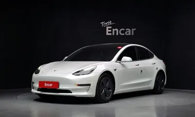 Tesla Model 3 · 2020 год