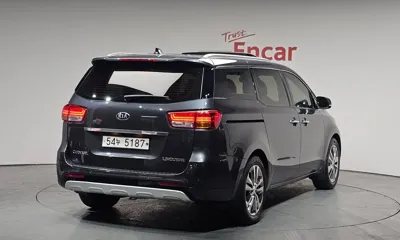 Kia Canival 2018, 93680 км, за 9715.11 USD