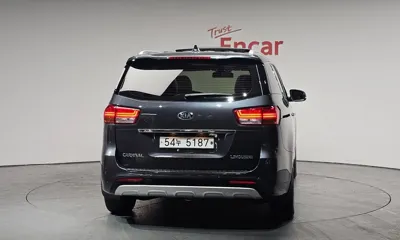Kia Canival 2018, 93680 км, за 9715.11 USD