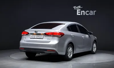 Kia K3 2016, 48886 км, за 3171.46 USD