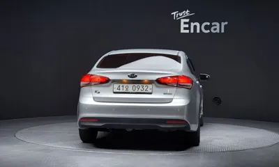 Kia K3 2016, 48886 км, за 3171.46 USD