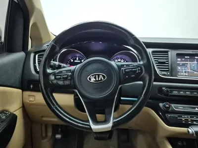 Kia Canival 2017, 117626 км, за 6236.05 USD - фото 16