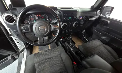 Jeep Wrangler 2011, 183338 км, за 7618.67 USD - фото 7