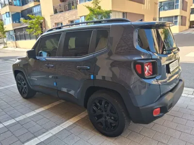 Jeep Renegade 2022, 41849 км, за 13056.32 USD