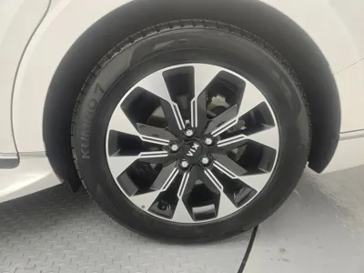 Kia Canival 2021, 80000 км, за 22252.86 USD