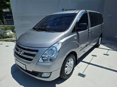 Hyundai Starex 2017, 85612 км, за 8008.4 USD
