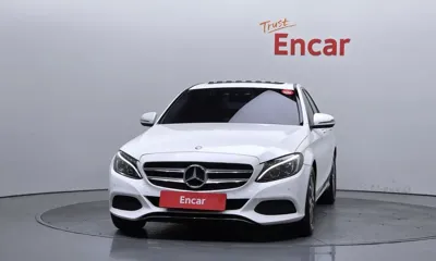 Mercedes-Benz C-Class 2017, 163635 км, за 8587.05 USD