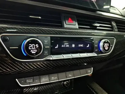 Audi A4L 2021, 122200 км, за 14684.82 USD - фото 12