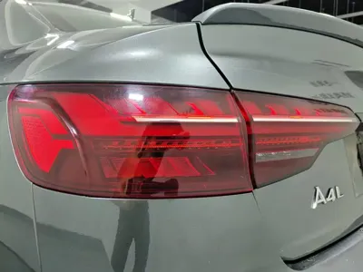 Audi A4L 2021, 122200 км, за 14684.82 USD - фото 14