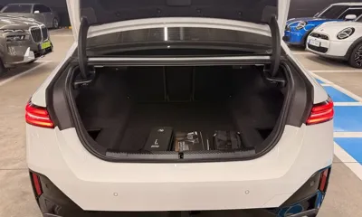 BMW 5-Series 2026, 4509 км, за 41634.18 USD - фото 20