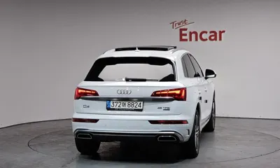 Audi Q5 2021, 75248 км, за 24578.79 USD