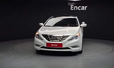 Hyundai Sonata 2010, 166213 км, за 1897.07 USD