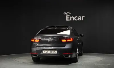 Kia K7 2017, 117884 км, за 7475.78 USD