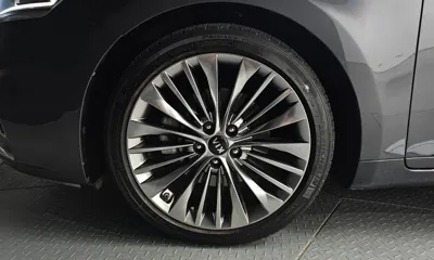 Kia K7 2017, 117884 км, за 7475.78 USD