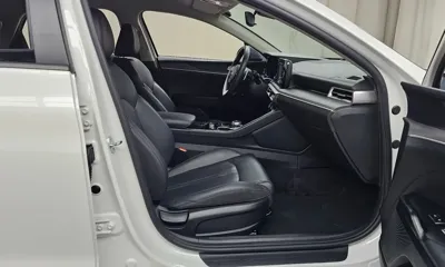 Kia K5 2021, 110721 км, за 9780.61 USD - фото 11