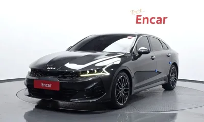 Kia K5 · 2021 год