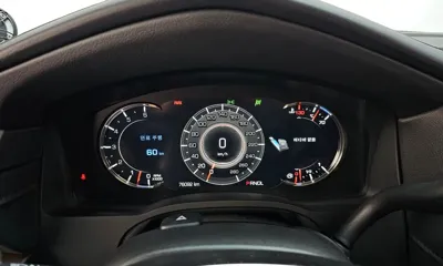 Cadillac Escalade 2018, 76092 км, за 22326.58 USD - фото 8
