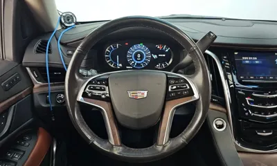 Cadillac Escalade 2018, 76092 км, за 22326.58 USD - фото 13