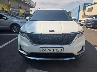 Kia Canival · 2021 год
