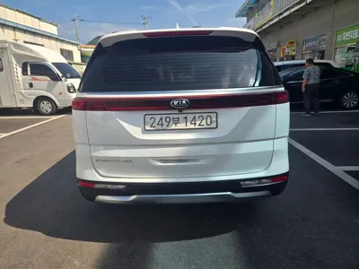 Kia Canival 2021, 85404 км, за 15406.61 USD