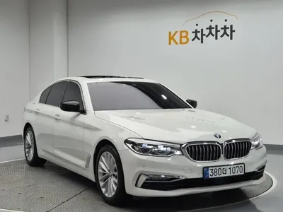 BMW 5-Series 2018, 123384 км, за 9686.01 USD