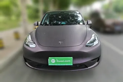 Tesla Model Y 2023, 32400 км, за 28602 USD