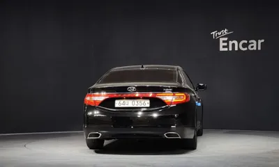 Hyundai Grandeur 2017, 141545 км, за 6144.7 USD