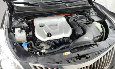 Hyundai Grandeur 2017, 141545 км, за 6144.7 USD - фото 6