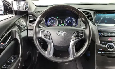 Hyundai Grandeur 2017, 141545 км, за 6144.7 USD - фото 13