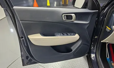 Hyundai Venue 2020, 53390 км, за 8796.11 USD - фото 24